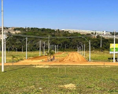 LOTES A PARTIR DE 300M COM PARCELAS A PARTIR DE 521