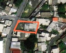 Vendo casa com grande terreno próx ao Manoa