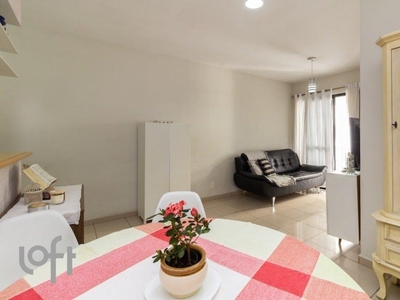 Apartamento à venda em Alto da Lapa com 58 m², 3 quartos, 1 suíte, 1 vaga
