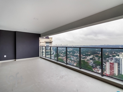 Apartamento à venda em Campo Belo com 148 m², 4 quartos, 3 suítes, 2 vagas