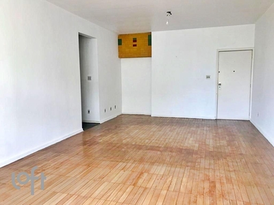 Apartamento à venda em Higienópolis com 155 m², 3 quartos, 1 suíte, 1 vaga