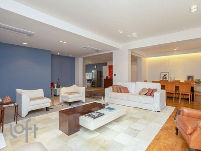 Apartamento à venda em Higienópolis com 200 m², 3 quartos, 1 suíte, 1 vaga