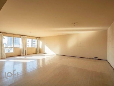 Apartamento à venda em Itaim Bibi com 280 m², 4 quartos, 4 suítes, 2 vagas