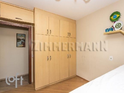 Apartamento à venda em Lapa com 107 m², 3 quartos, 1 suíte, 3 vagas