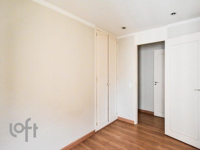 Apartamento à venda em Moema Pássaros com 100 m², 3 quartos, 1 suíte, 1 vaga