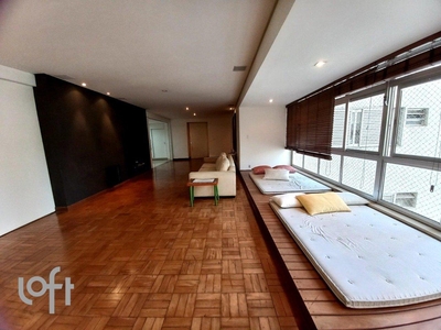 Apartamento à venda em Santa Cecília com 238 m², 3 quartos, 1 suíte, 2 vagas