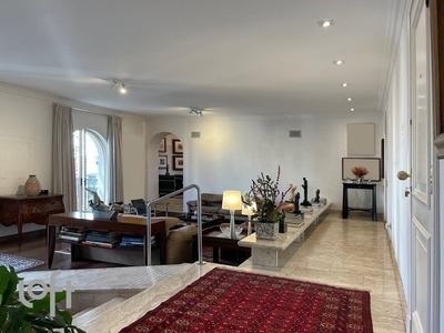 Apartamento à venda em Santa Cecília com 280 m², 4 quartos, 4 suítes, 4 vagas
