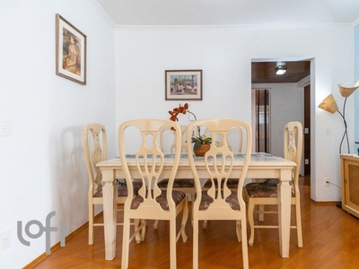 Apartamento à venda em Vila Madalena com 106 m², 3 quartos, 1 suíte, 2 vagas