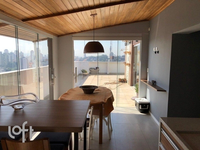 Apartamento à venda em Vila Madalena com 246 m², 3 quartos, 1 suíte, 2 vagas