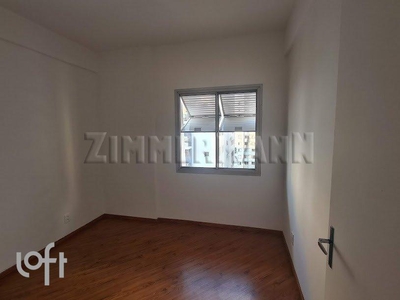 Apartamento à venda em Vila Olímpia com 72 m², 2 quartos, 1 vaga