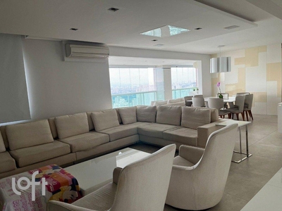 Apartamento à venda em Vila Romana com 185 m², 3 quartos, 3 suítes, 4 vagas