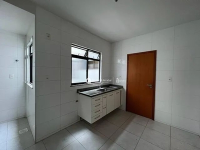 Apartamento com 3 quartos para alugar, 105 m² por R$ 2.027/mês - Granbery - Juiz de Fora/M