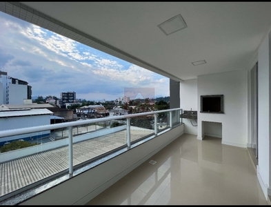 Apartamento no Bairro Itoupava Seca em Blumenau com 2 Dormitórios (1 suíte) e 79 m²