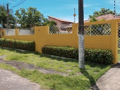 Casa em salinas mobiliada com piscina e churrasqueira.