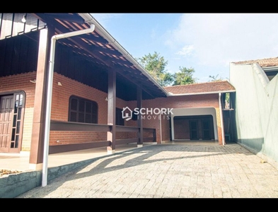 Casa no Bairro Itoupava Central em Blumenau com 3 Dormitórios e 185 m²