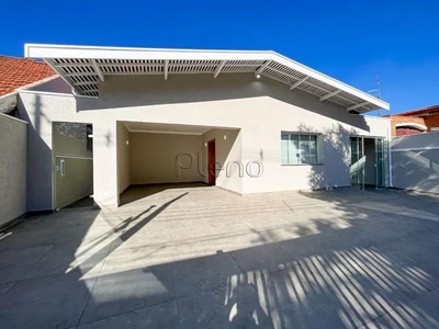 Locação | Casa com 300,00 m², 3 dormitório(s), 5 vaga(s). Jardim Nova Europa, Campinas