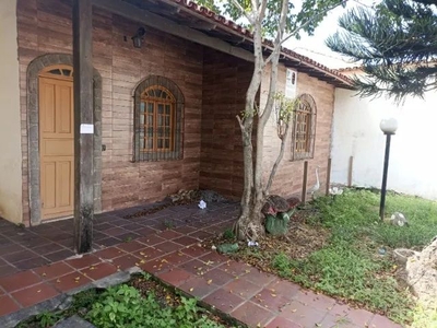 Oport. Casa em Vila Nova, 03 quartos, varanda, quintal peq. piscina, 480 mil