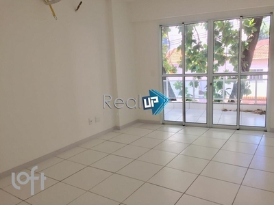 Apartamento à venda em Grajaú com 70 m², 2 quartos, 1 suíte, 1 vaga