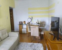 Apartamento de 70 metros quadrados no bairro Vila Deodoro com 2 quartos