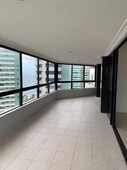 Apartamento para venda possui 268 metros quadrados com 4 quartos em Barra - Salvador - BA