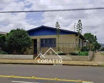 Casa a Venda no bairro Vila Cruzeiro em Passo Fundo - RS. 3 banheiros, 4 dormitórios, 1 su