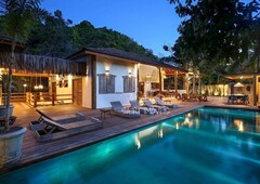 Casa com 6 dormitórios à venda, 450 m² por R$ 7.000.000,00 - Altos de Trancoso - Porto Seg