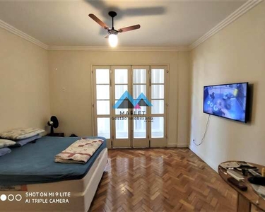 Lindo apartamento (conjugado), todo reformado à venda no Catete, com ótima localização, pr