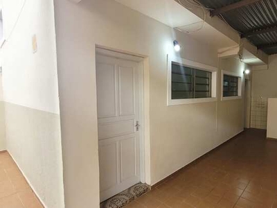 Casa 02 dormitórios para Alugar no bairro Redentora - São José do Rio Preto/SP