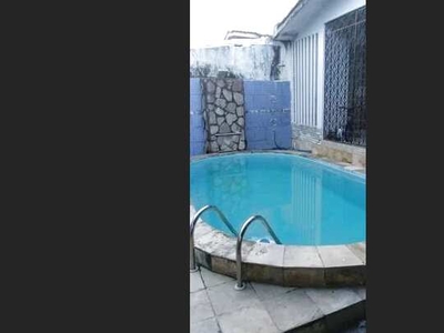 Casa em João Pessoa, com piscina 4 quartos,2 salas e garagem para 2 carros