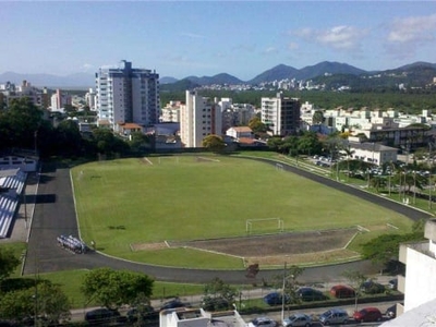 Cobertura duplex com 303,30m² em localização privilegiada na trindade, florianópolis !!