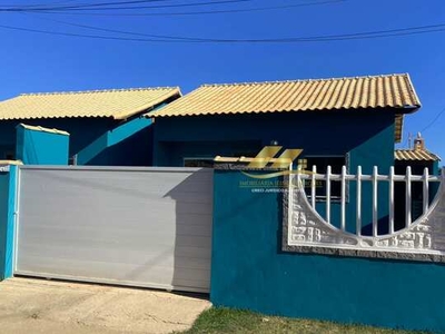 Linda casa pronta com 1 quarto e área gourmet em Unamar - Cabo Frio - RJ