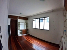 Apartamento à venda em Copacabana com 75 m², 2 quartos, 1 vaga