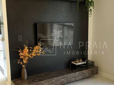 Apartamento Finamente Mobiliado e Decorado em Meia Praia 165m²