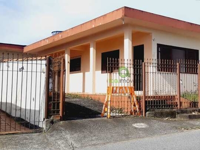 Terreno com 3 casas independentes em Barreiros São José SC!