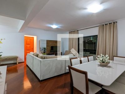 APARTAMENTO no 6º andar com 4 dormitórios e 3 garagens