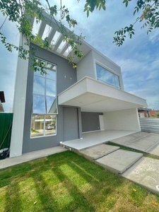 Casa de condomínio para venda tem 227 metros quadrados com 4 quartos em Uruguai - Teresina