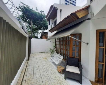 Casa para aluguel e venda com 200 metros quadrados, 3 quartos na Torre - Recife - PE