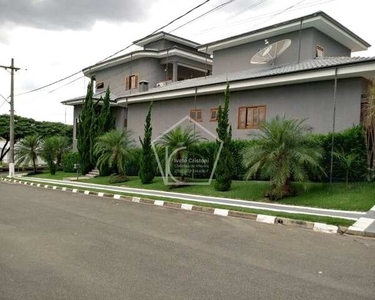 Casa para venda ou locação em condomínio fechado de alto padrão no Residencial dos Lagos