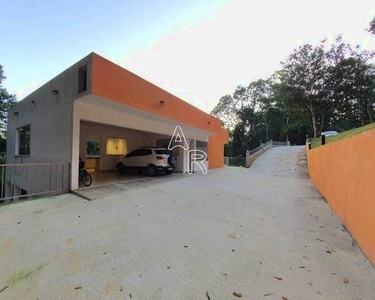 Casa semi terrea condomínio fechado com clube Green Valley 2220m2 terreno , 325m2 construç