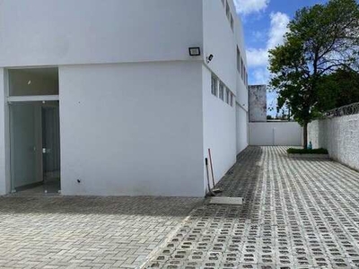 Principal de Rio Doce, 2 andares com vão livres, 350m2 e 4 banheiros cada pavimento