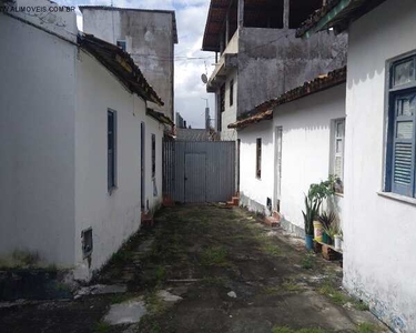 Vendo Casa, necessitando reforma, com 49m² em São Cristóvão, 2/4, Água e Luz Individualiz