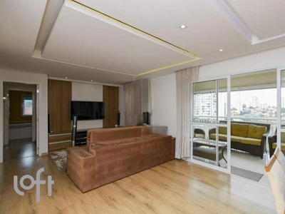 Apartamento à venda em Campo Belo com 123 m², 3 quartos, 2 suítes, 2 vagas