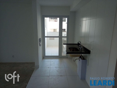 Apartamento à venda em Santo Amaro com 84 m², 3 quartos, 1 suíte, 2 vagas