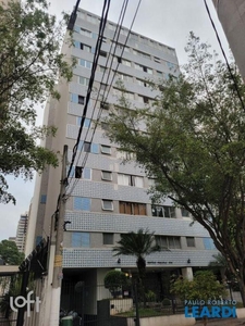Apartamento à venda em Saúde com 110 m², 2 quartos, 1 suíte, 1 vaga