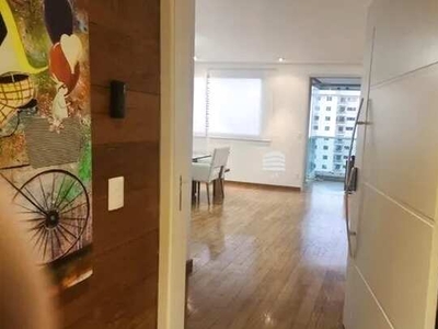 Apartamento alto padrão a 3 quadras da Berrini