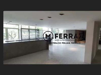 Apartamento de 260m², 3 suítes, 2 vagas em frente ao Clube Pinheiros