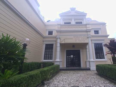 Casa Comercial para alugar no bairro Centro Cívico - Curitiba/PR