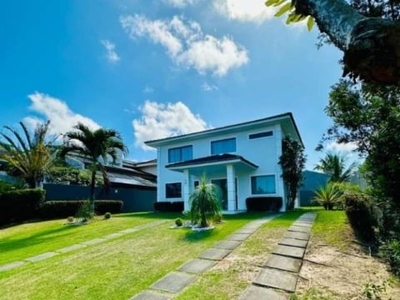 Casa em condomínio fechado com 4 quartos para alugar na alphaville litoral norte 1, 00, abrantes, camaçari, 190 m2 por r$ 8.000