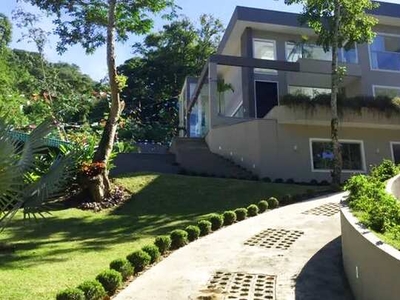Casa Nova e Moderna no mais novo condomínio do Itanhangá