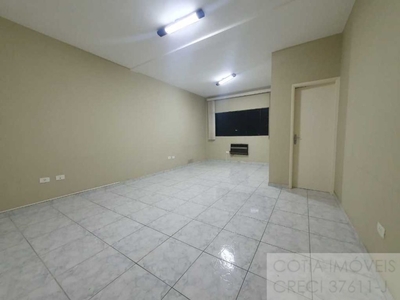 Excelente sala comercial para locação na Granja Viana